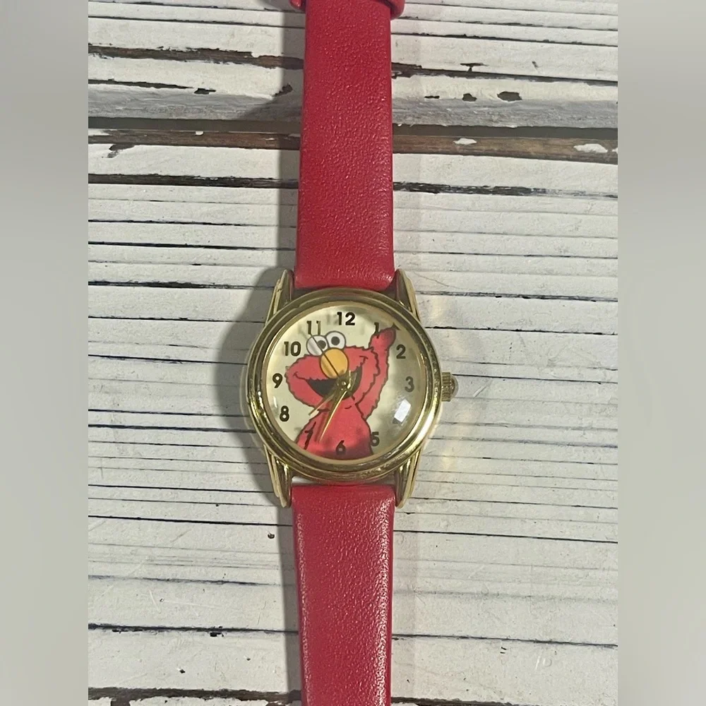 NEW BATTERY Vintage 90's Elmo Sesame Street Fantasma‎ Watch Red Leather Band